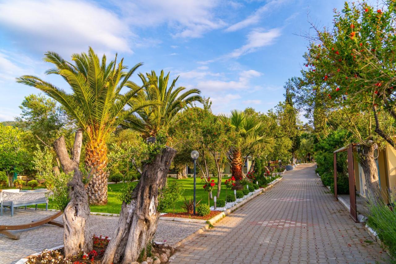 Kayalar Blue Beach Hotel Sazli Exterior photo